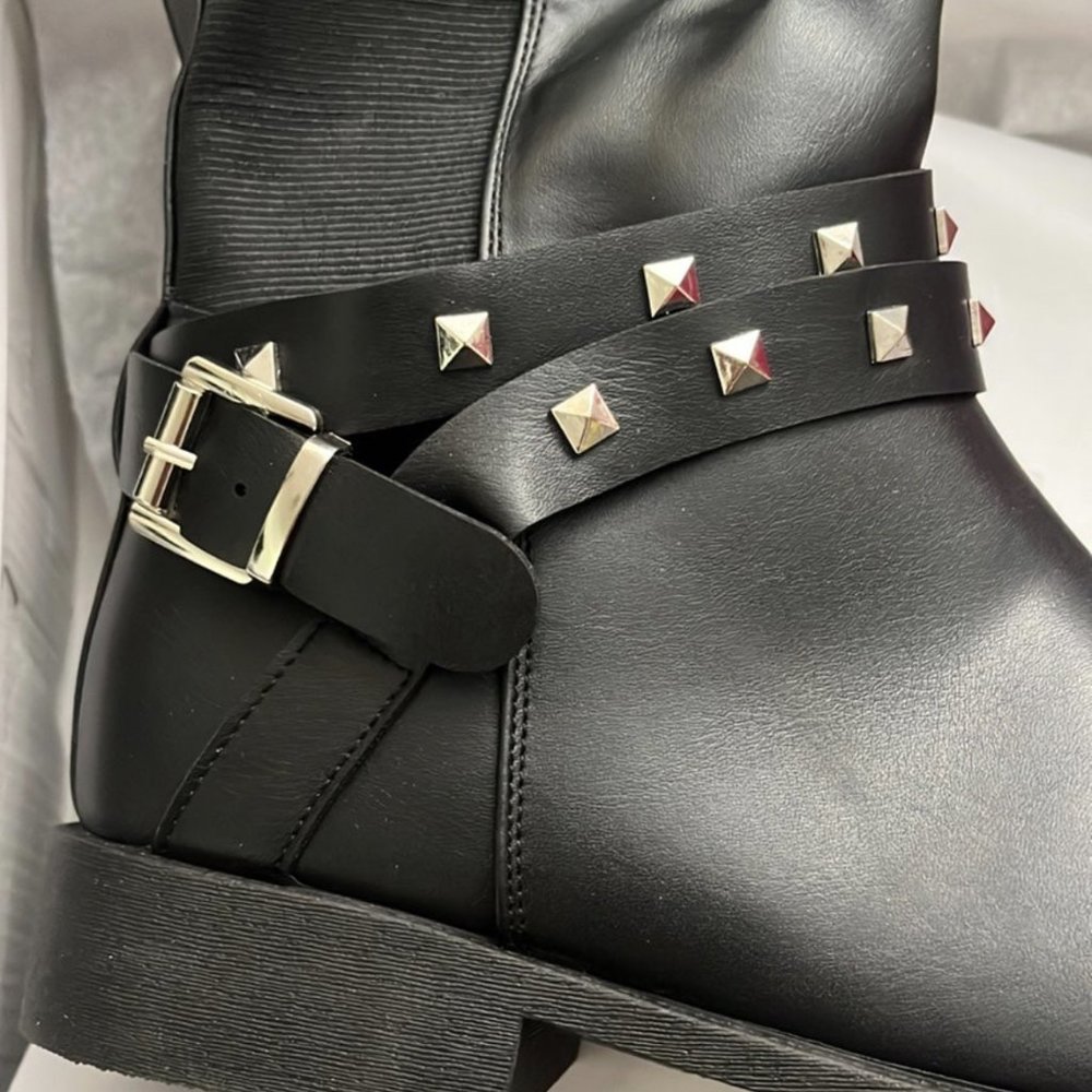 Olivia Miller High Shaft Boots - Picture 5 of 5